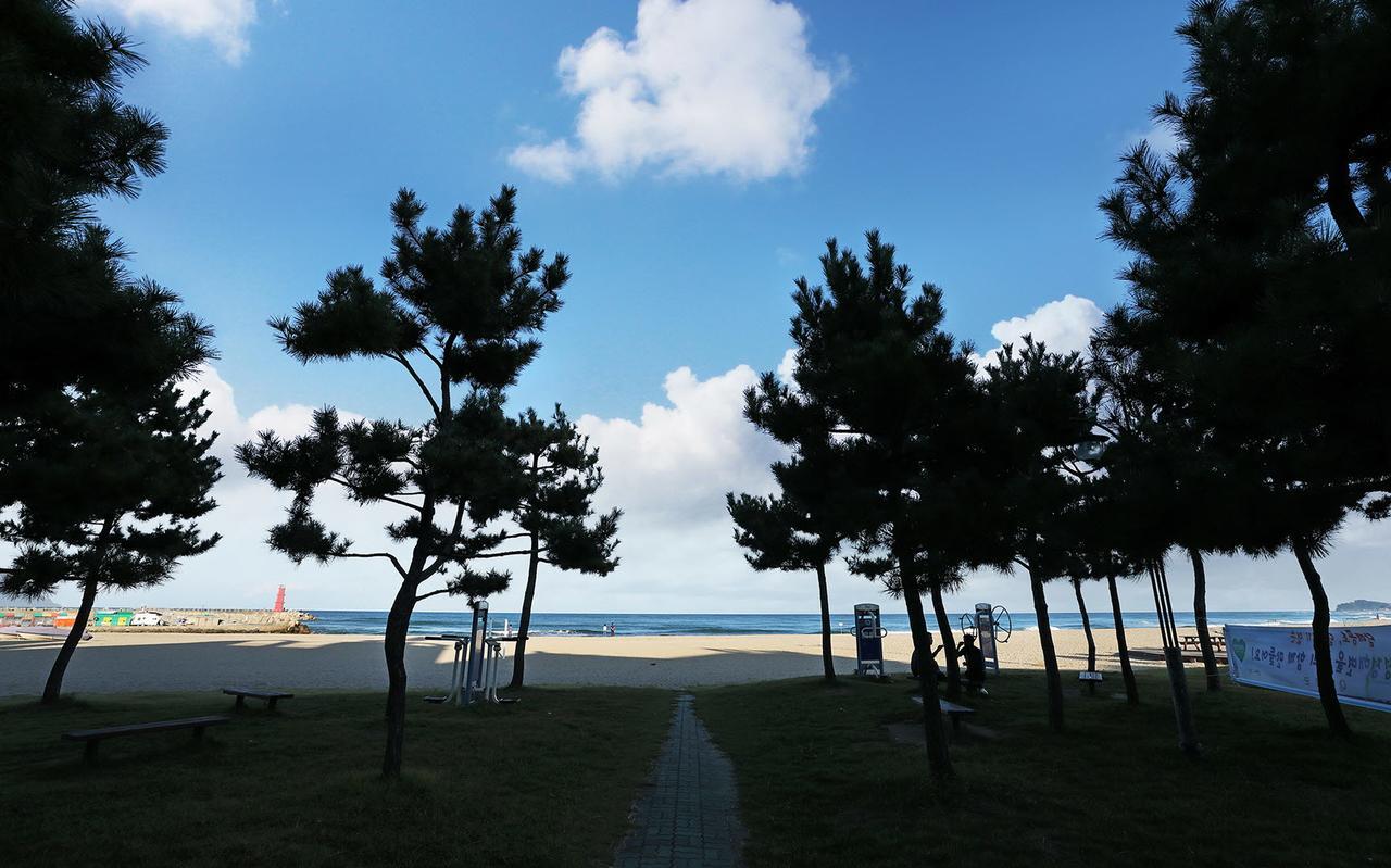 Naksan World Beach Yangyang Buitenkant foto